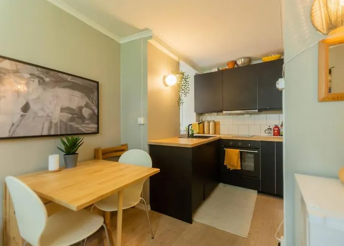 펜션 Dinbnb Homes I Cozy Cellar In Historical Cobblestone Street